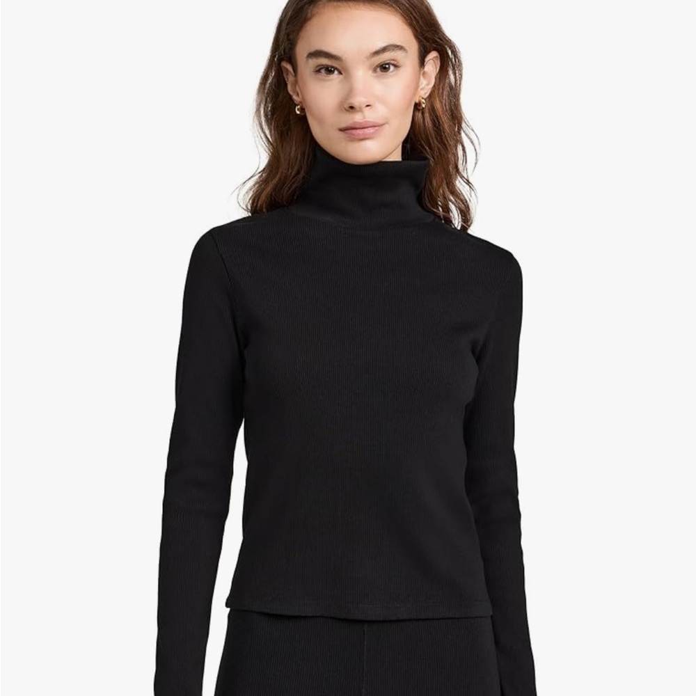 DONNI. Classic Black Turtleneck